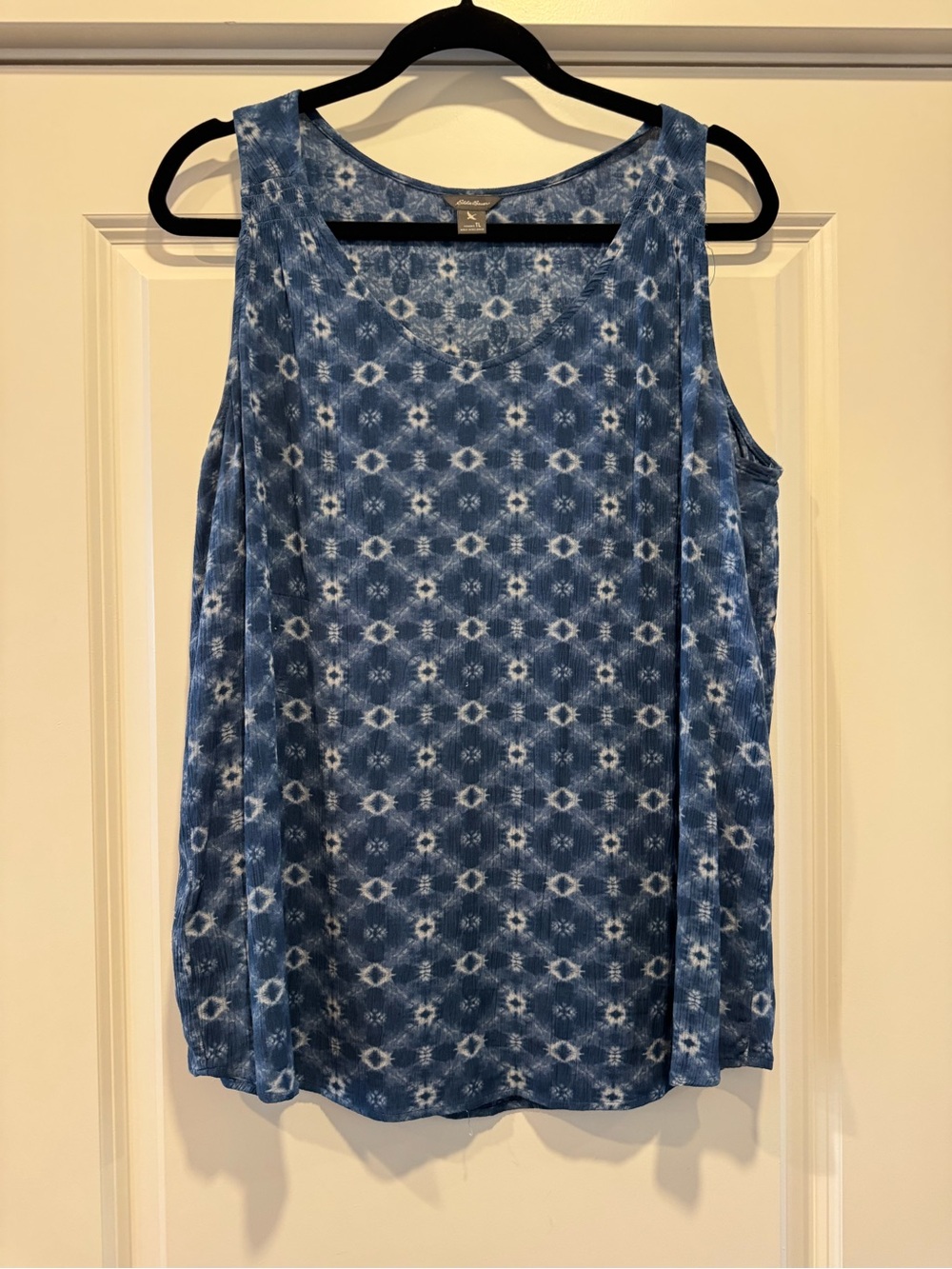 Eddie Bauer TL - Blue Patterned Sleeveless Tank